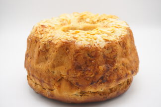 Gugelhupf mit Speck & Nüssen