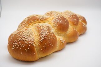 Hefezopf mit Sesam