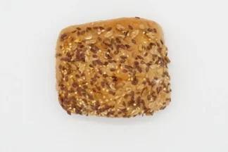 Körniges Sauerteig Brötchen